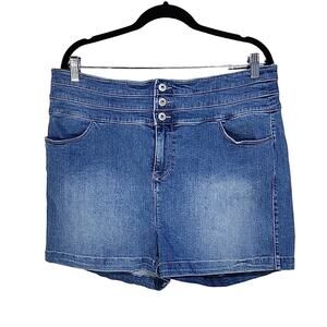 Torrid Triple 5 Short Bridgeport Jean Shorts Womens Plus Size 18 NWT